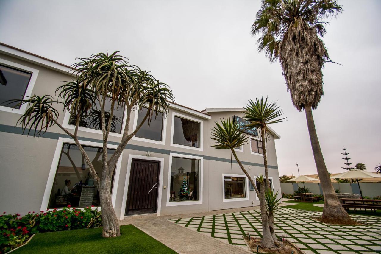 Sea View Bliss Guesthouse With Self Catering Swakopmund Buitenkant foto