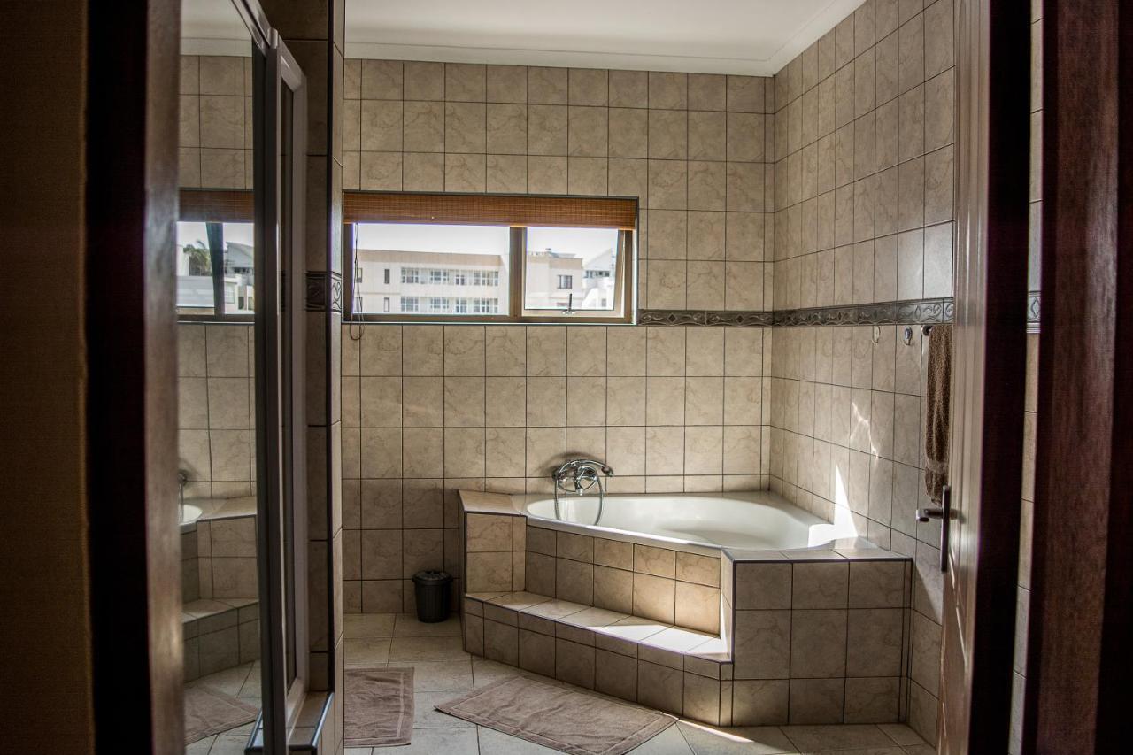 Sea View Bliss Guesthouse With Self Catering Swakopmund Buitenkant foto